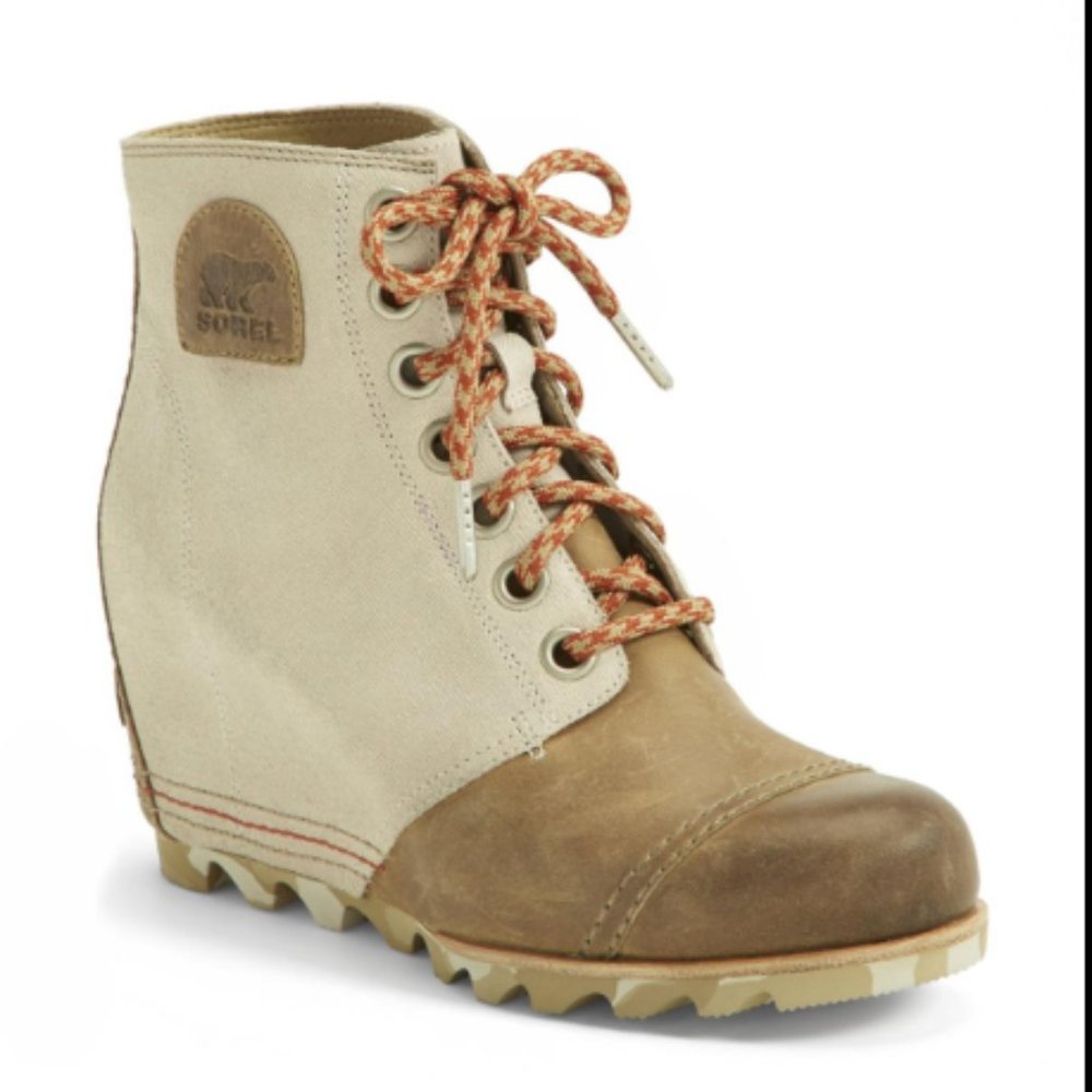 Sorel Women's Size 8 1964 Premium Canvas Waterproof Wedge Bootie Fossil/Sanguin